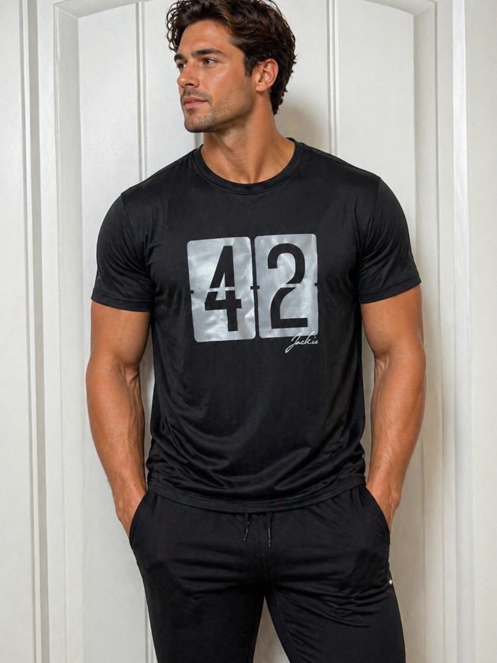 Jackie 42 t shirt  size XL